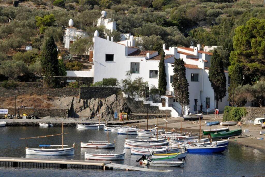Apartamento Pequeño y acogedor en el centro de CADAQUÉS Exterior foto